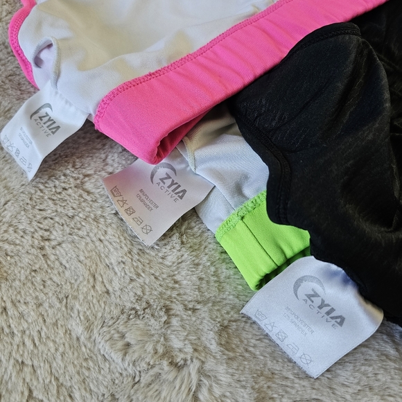 ❌️ SOLD Zyia Bomber Mesh Back Sports Bra Small Lot of 3 - Picture 8 of 12